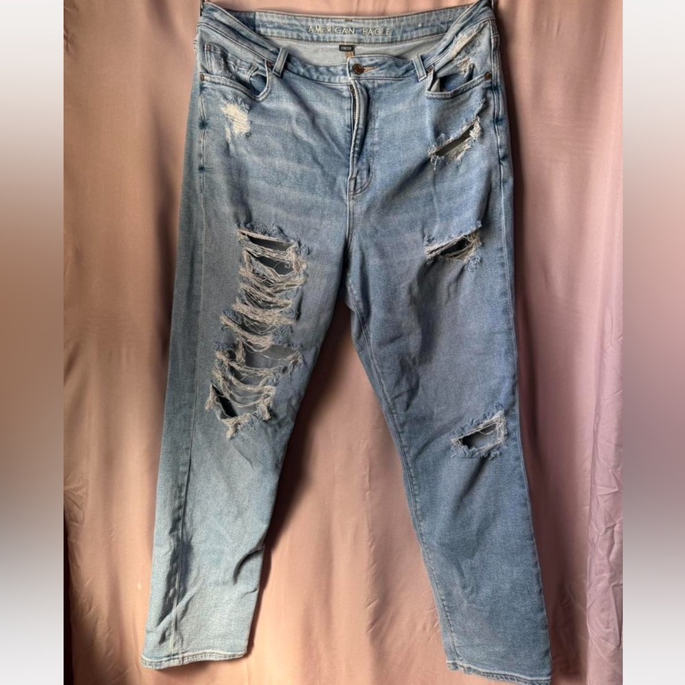 American Eagle Outfitters Light Blue Distressed Straight-Leg Jeans